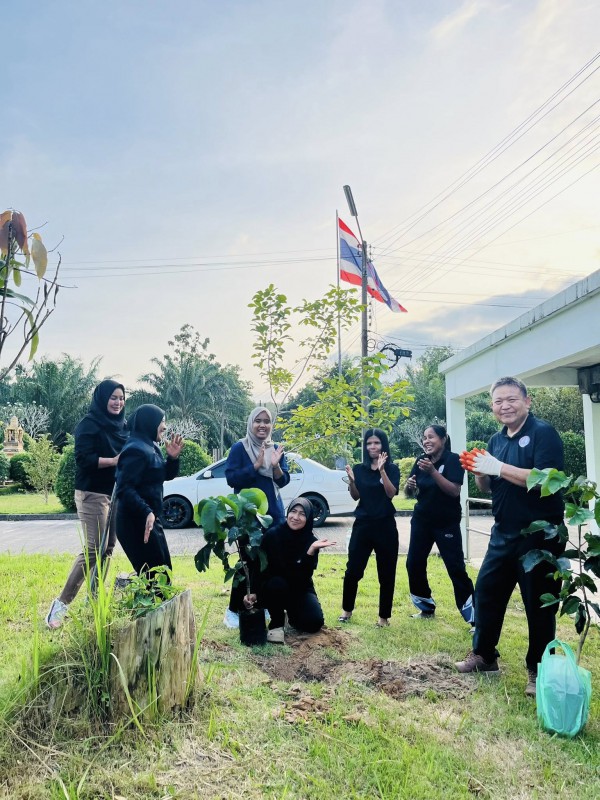 ปลูกต้นไม้ในวันเกิด ประจำเดือนมกราคม