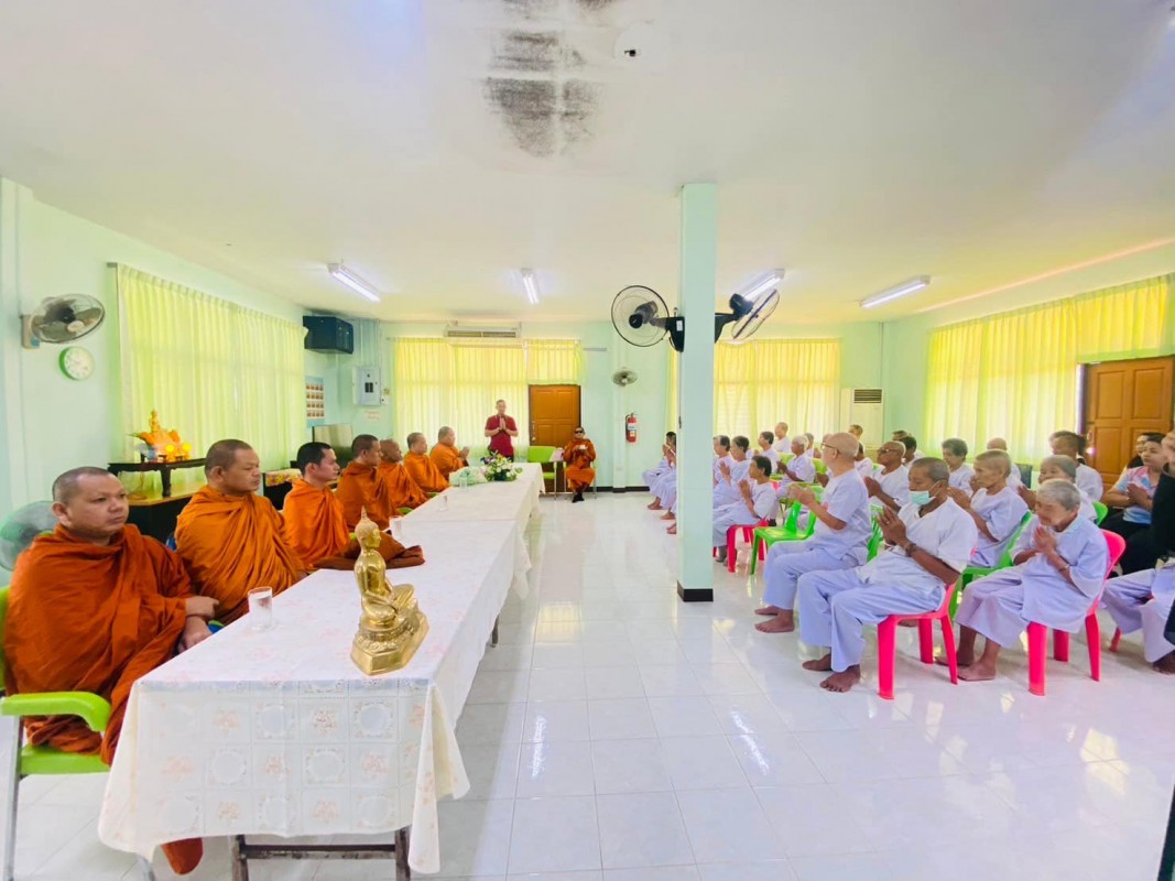 คณะสงฆ์อำเภอสะบ้าย้อย เมตตาเยี่ยมผู้สูงอายุ